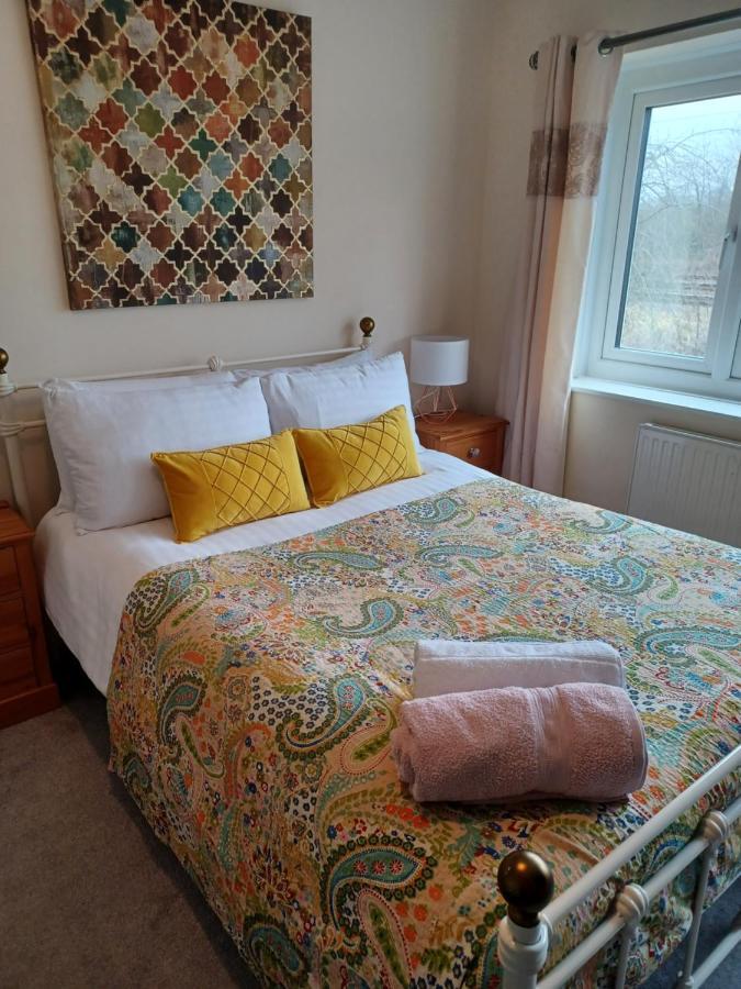 Stunning Homestay In Wolverhampton Bushbury Exterior photo